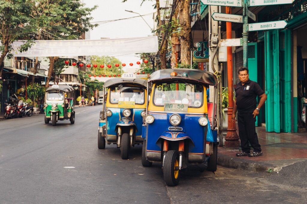 How To Travel On A Budget In Your 20s